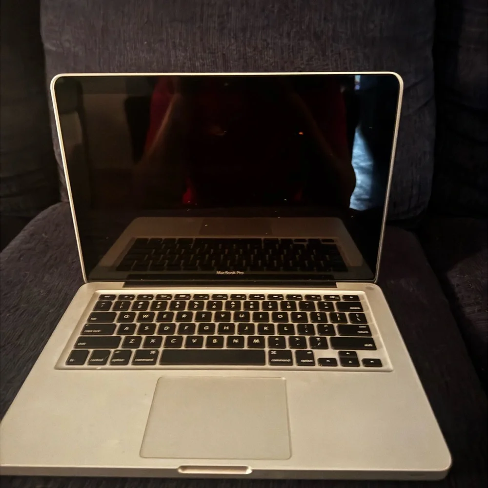 Apple MacBook - Silver and Black